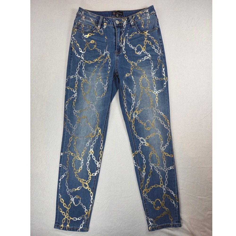 Women Medium Blue Denim Jean Tapered Stretchy Silver Gold Painted Chain Waist 28
